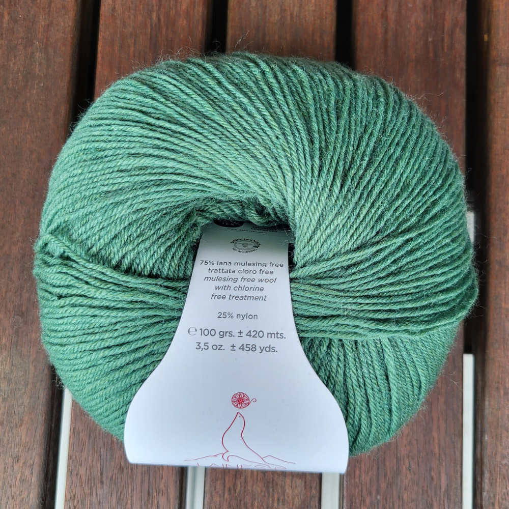 Knäuel Unisocks 4-lagig von Laines du Nord aus Wolle und Nylon, grün