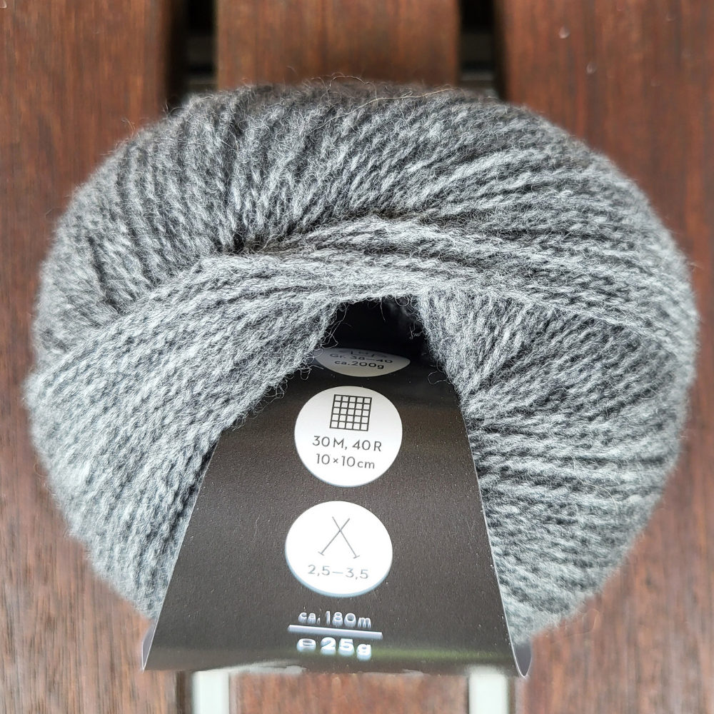 Knäuel Milano von LAMANA aus Merino und Kaschmir, Silbergrau