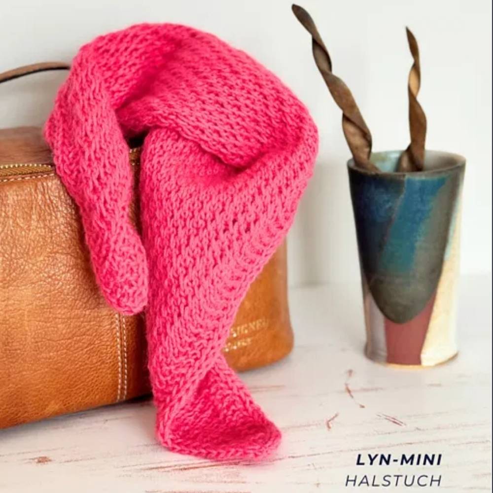 Zwei Knäuel Poema Cashmere für die große Version von Lyn