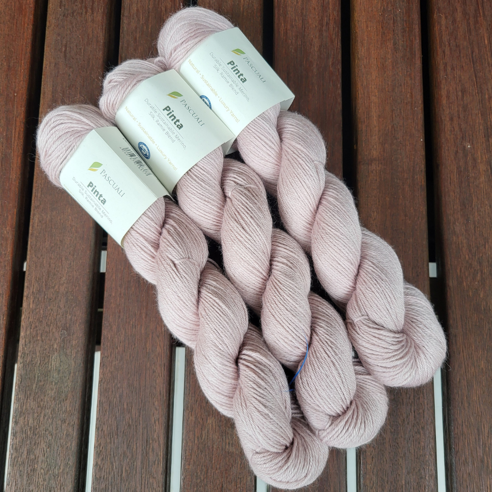 Pinta von Pascuali – Ganzjahresgarn aus Merino, Seide und Ramie